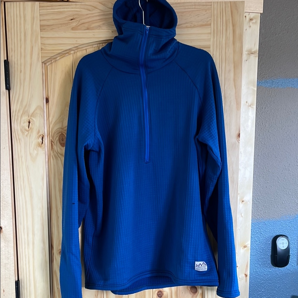 Jagged Edge Telluride men’s half zip hooded fleece